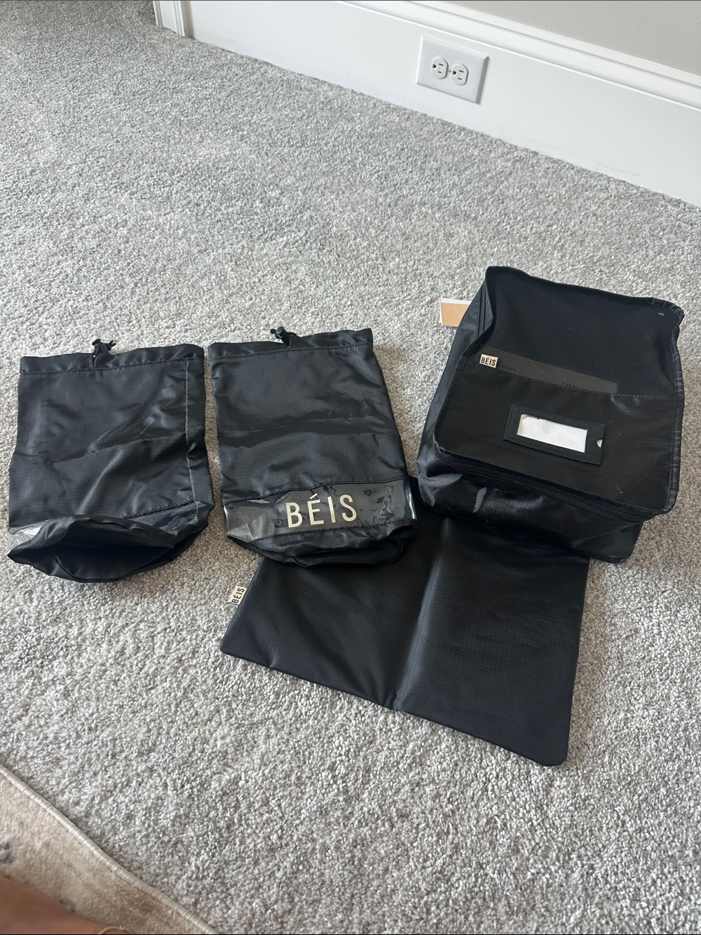 BEIS Black Travel Packing Cube & Accessory Set